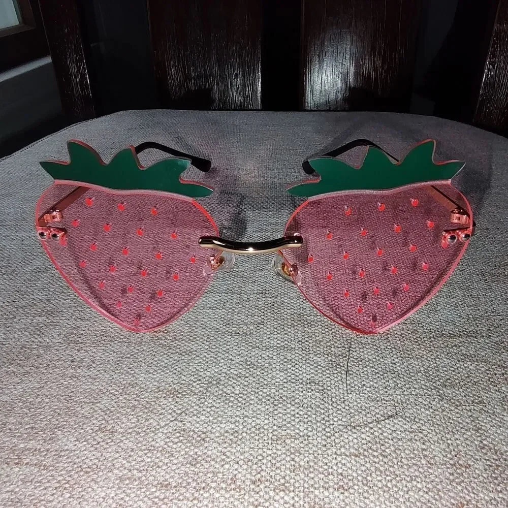 Strawberry Sunglasses NIB With Adjustment Tool
